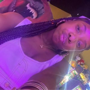 Meet your Posher, Nyjalah